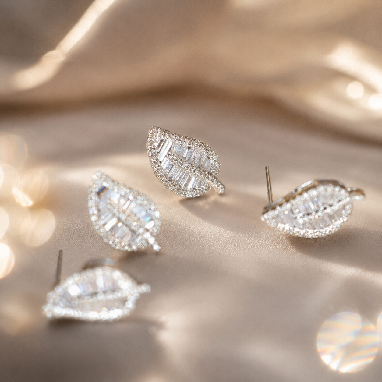 Leaf Baguette Diamond Stud Earrings | 14K Gold